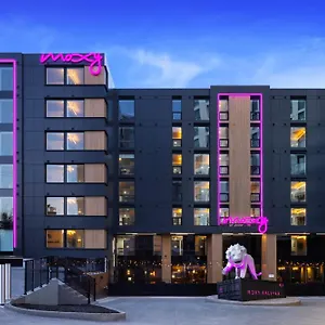moxy-halifax-b3j-1r1.halifax-hotels.org/