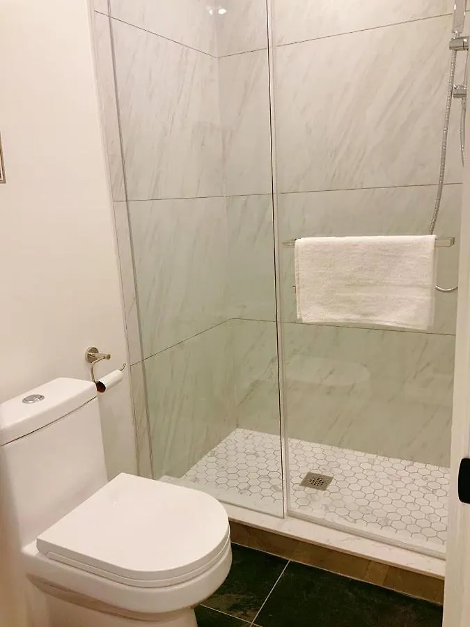 The Leaside Garden Guesthouse Toronto Kanada