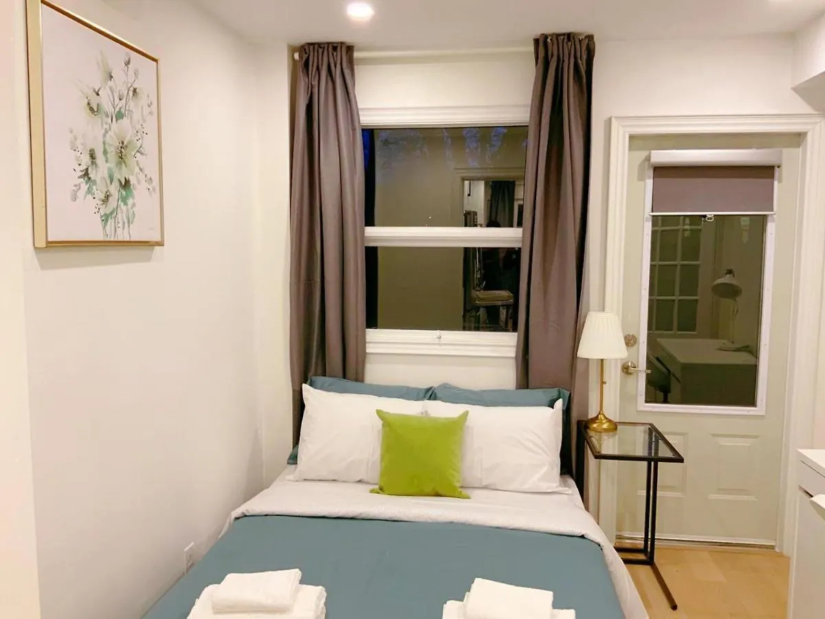 The Leaside Garden Guesthouse Toronto Canada